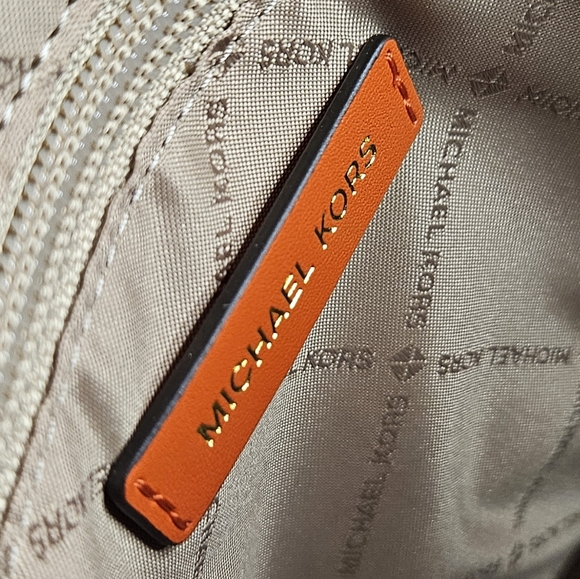Michael Kors Mirella Ombre Coral and White Tote/Crossbody Bag NWT - Picture 14 of 16